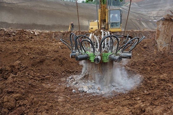 스파일 지름 350-1800mm 스파일 드라이버 내 수압 압력 최대 단일 실린더 흐름 20L/min